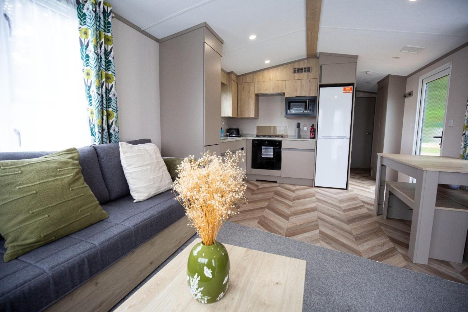 Grantown Getaway - Sja Stays - Modern 2 Bed Static Eksteriør bilde